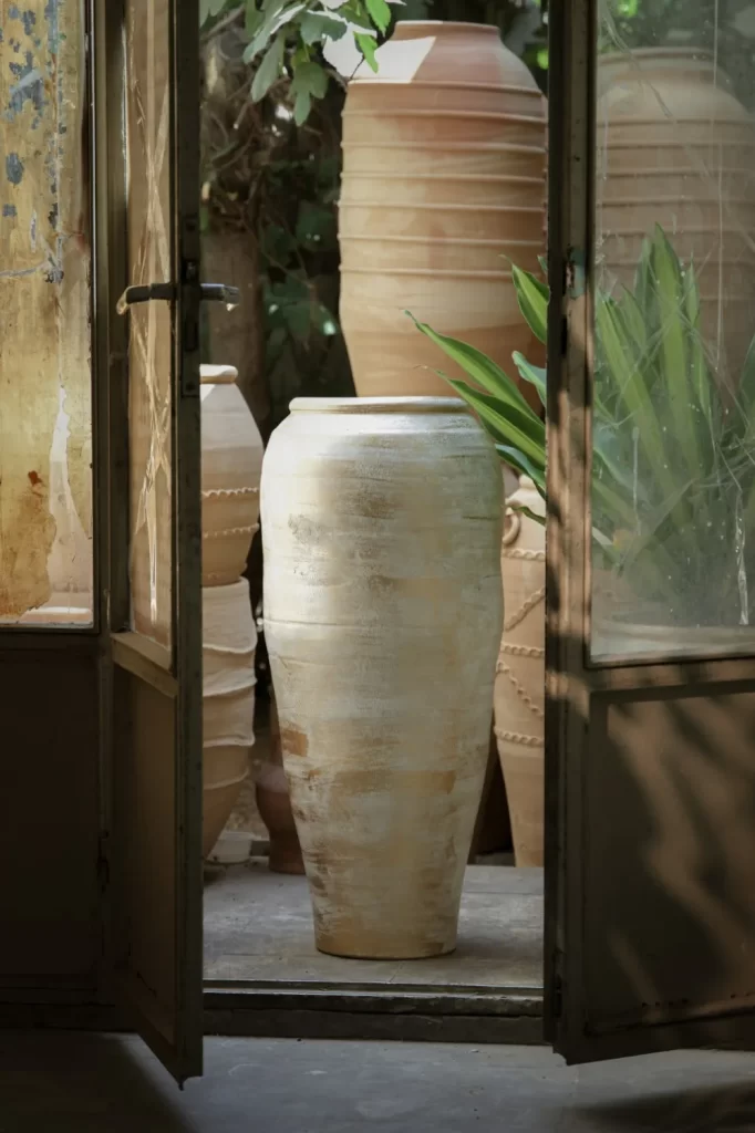 گلدان سفالی هورا